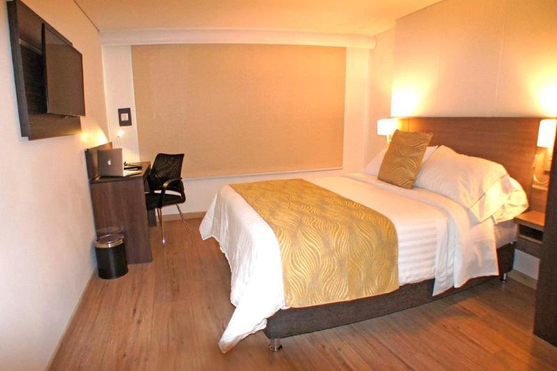 Sm Grand Hotel Bogotá Zimmer foto